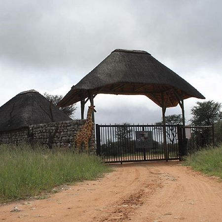 West Nest Lodge Gobabis Екстериор снимка