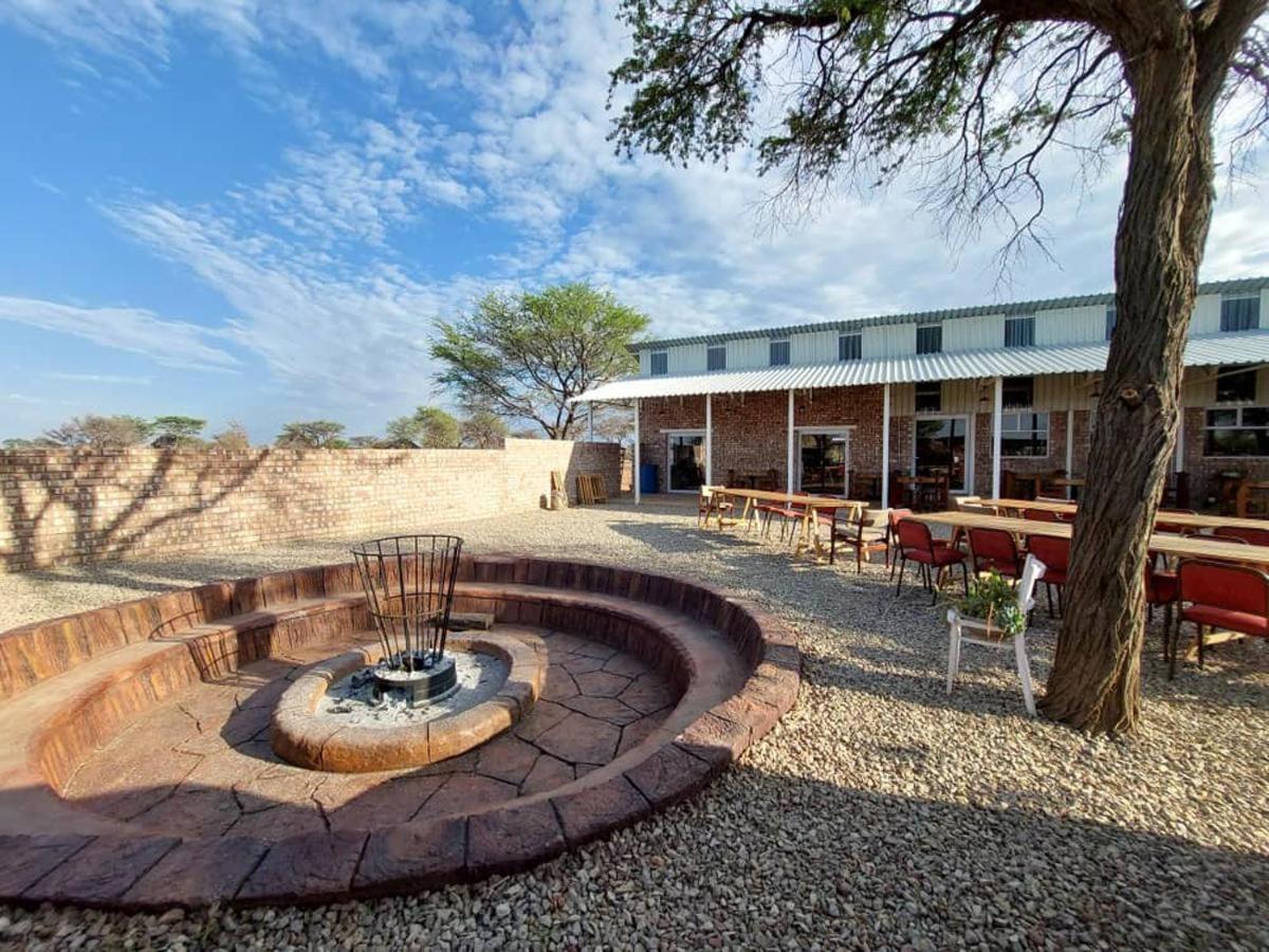 West Nest Lodge Gobabis Екстериор снимка